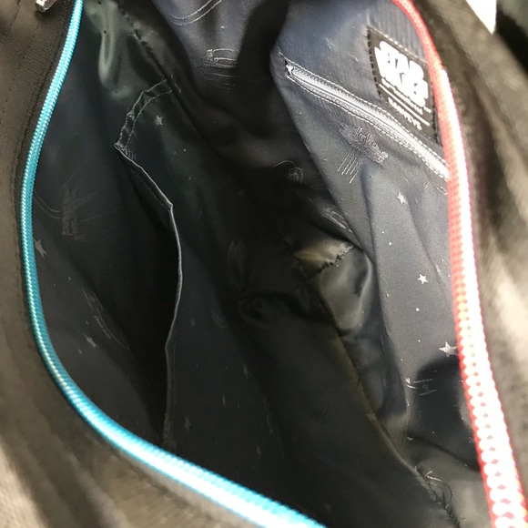 Sold - Harveys Seatbelt Disney Star Wars Backpack - Picture 8 of 8